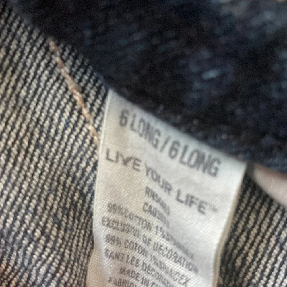 American Eagle blue jeans size 6L. Great condition - Picture 7 of 7